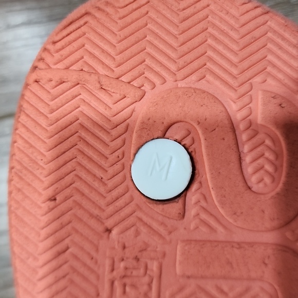 SUPERDRY Flip Flops - Picture 5 of 6